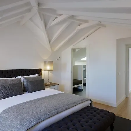 Luxus Santa Catarina * Lisboa